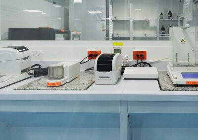 análisis-fisicoquímico-laboratorio-microbiológico